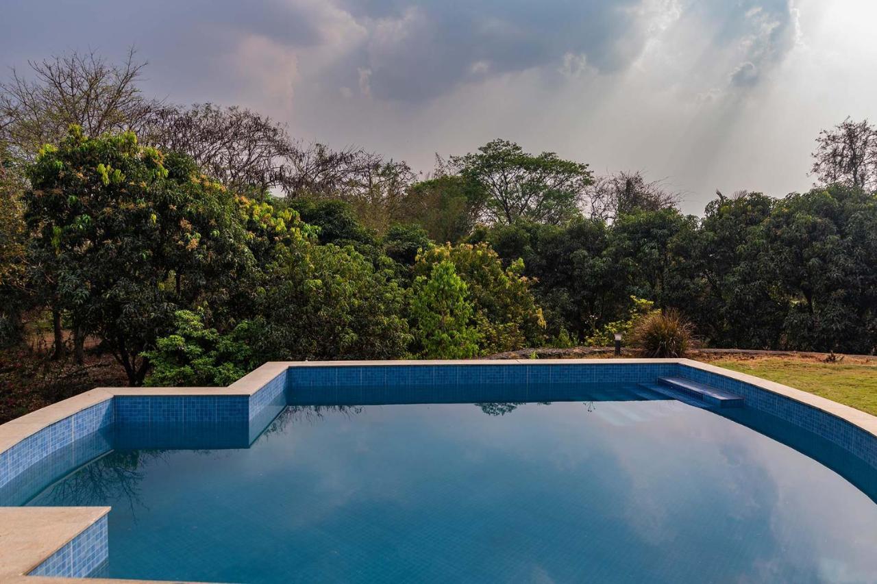 Aqua & Sage By Stayvista - Riverside Villa With Pool & Terrace Karjat Exterior photo